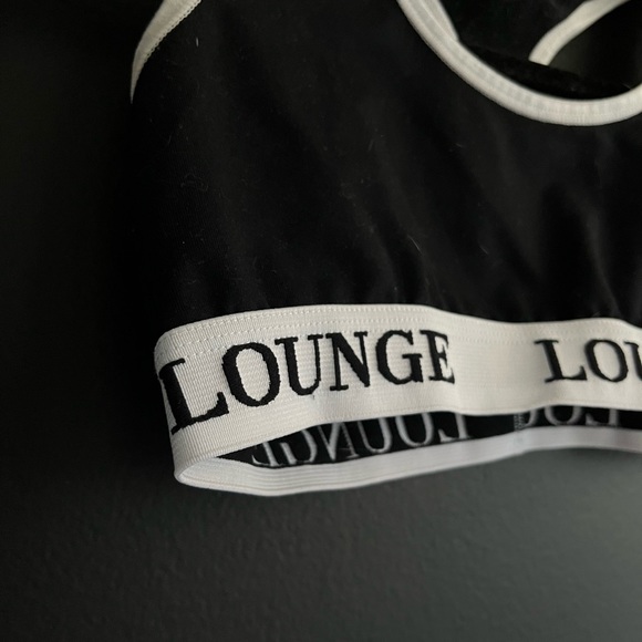 LOUNGEWEAR black sports bra - Picture 3 of 3